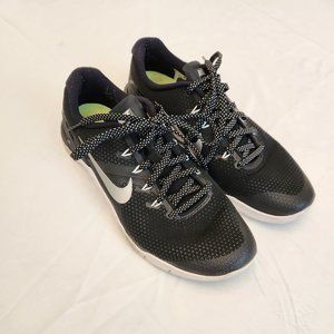 Nike Womens Metcon 4 Size 10 Black Athletic CrossFit Cross Training Shoes 924593